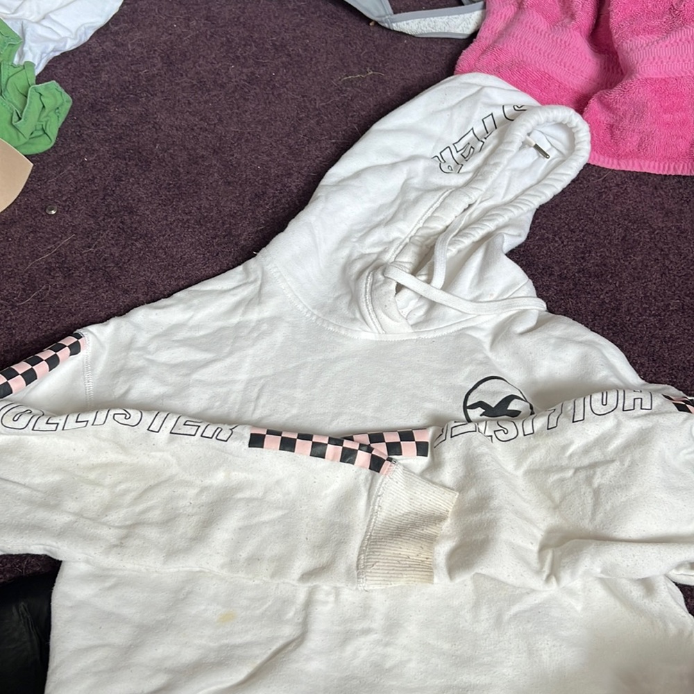 hollister small white